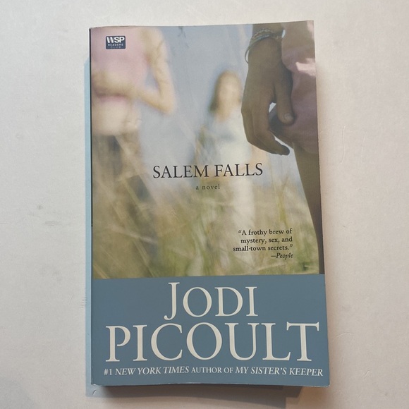 Jodi Picoult Book Bundle- set of 4 - Picture 2 of 14